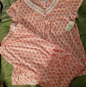 New Secret Treasures Sleepwear